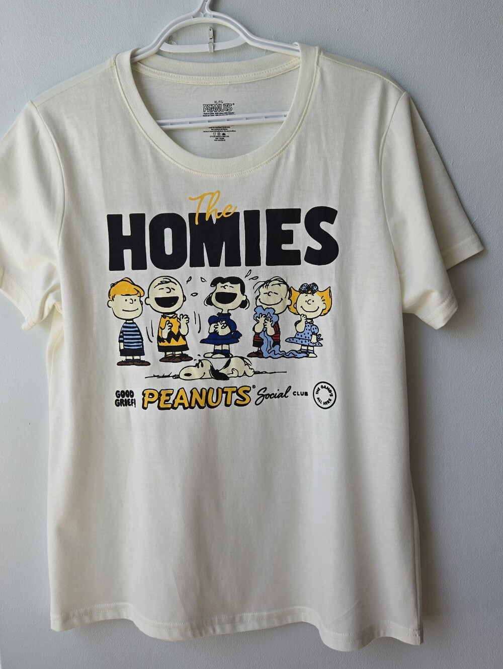 Peanuts XL Womens Tshirt Snoopy Lucy Charlie Brown Licensed Cream Beige Like New
